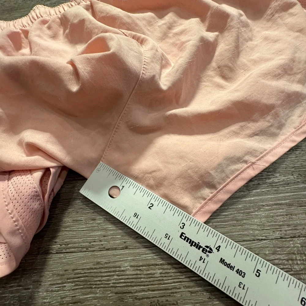 Nike Running Shorts Womens XS Pink Polyester Dri-FIT Tempo Mid-Rise DB4487-632